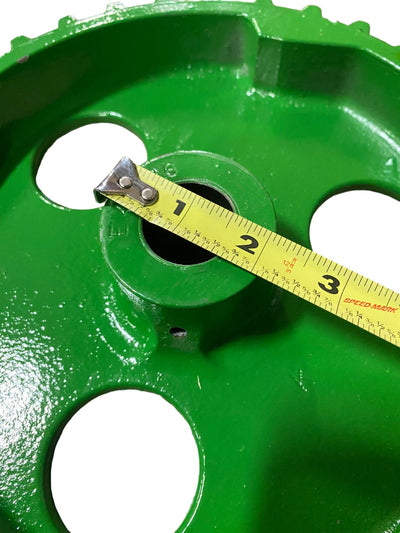 New OEM Genuine John Deere Gear, Part # AE32870