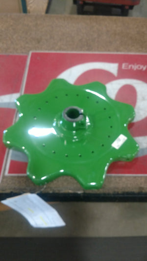 New OEM Genuine John Deere Threshing Cyl Head W/Hub, Part # AH114501