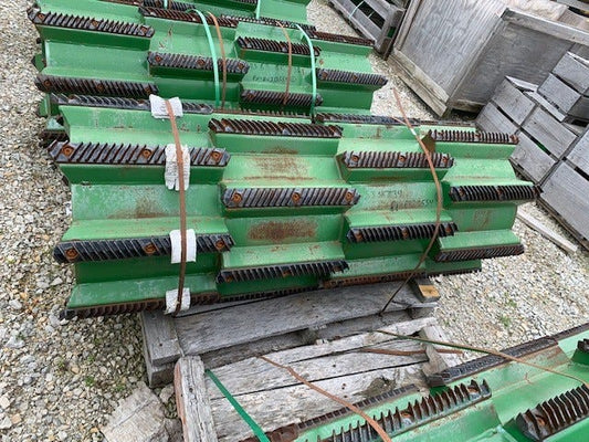 New OEM Genuine John Deere Rasp Bar Cylinder, Part # AH213554