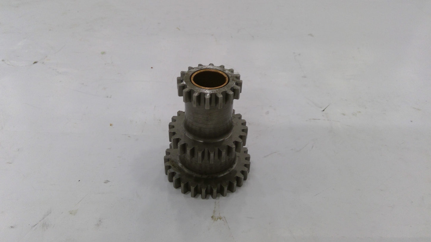 New OEM Genuine John Deere Gear, Part # AM37264