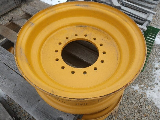 New OEM Genuine John Deere Wheel, Part # AT102171