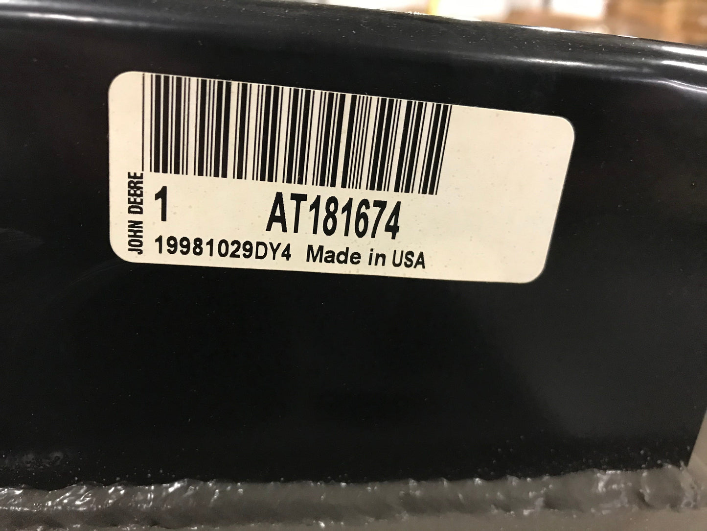 New OEM Genuine John Deere Grille, Part # AT181674