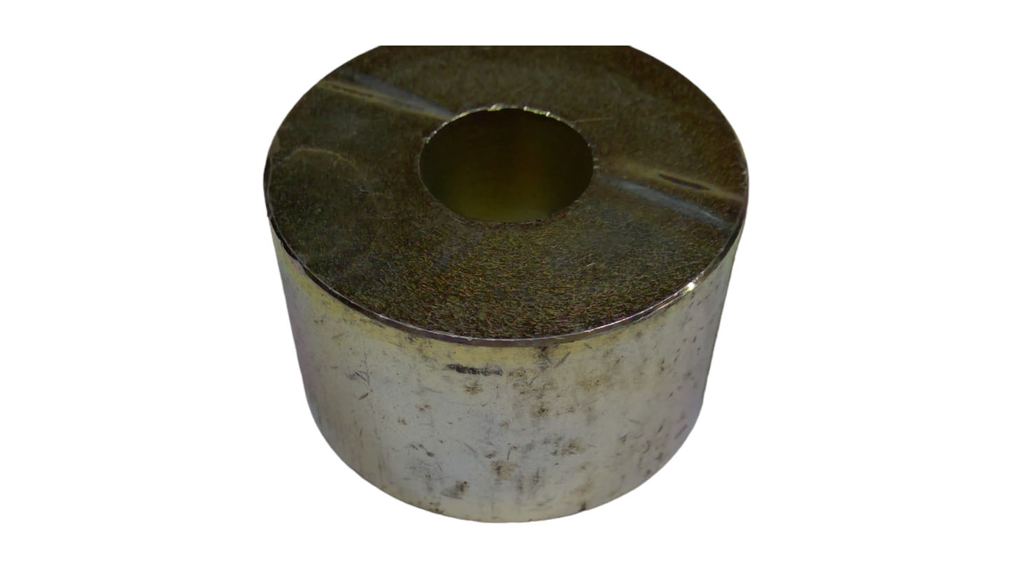 New OEM Genuine John Deere Sleeve, Part # AT275806