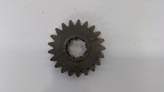 New OEM Genuine John Deere Gear, Part # CC106441