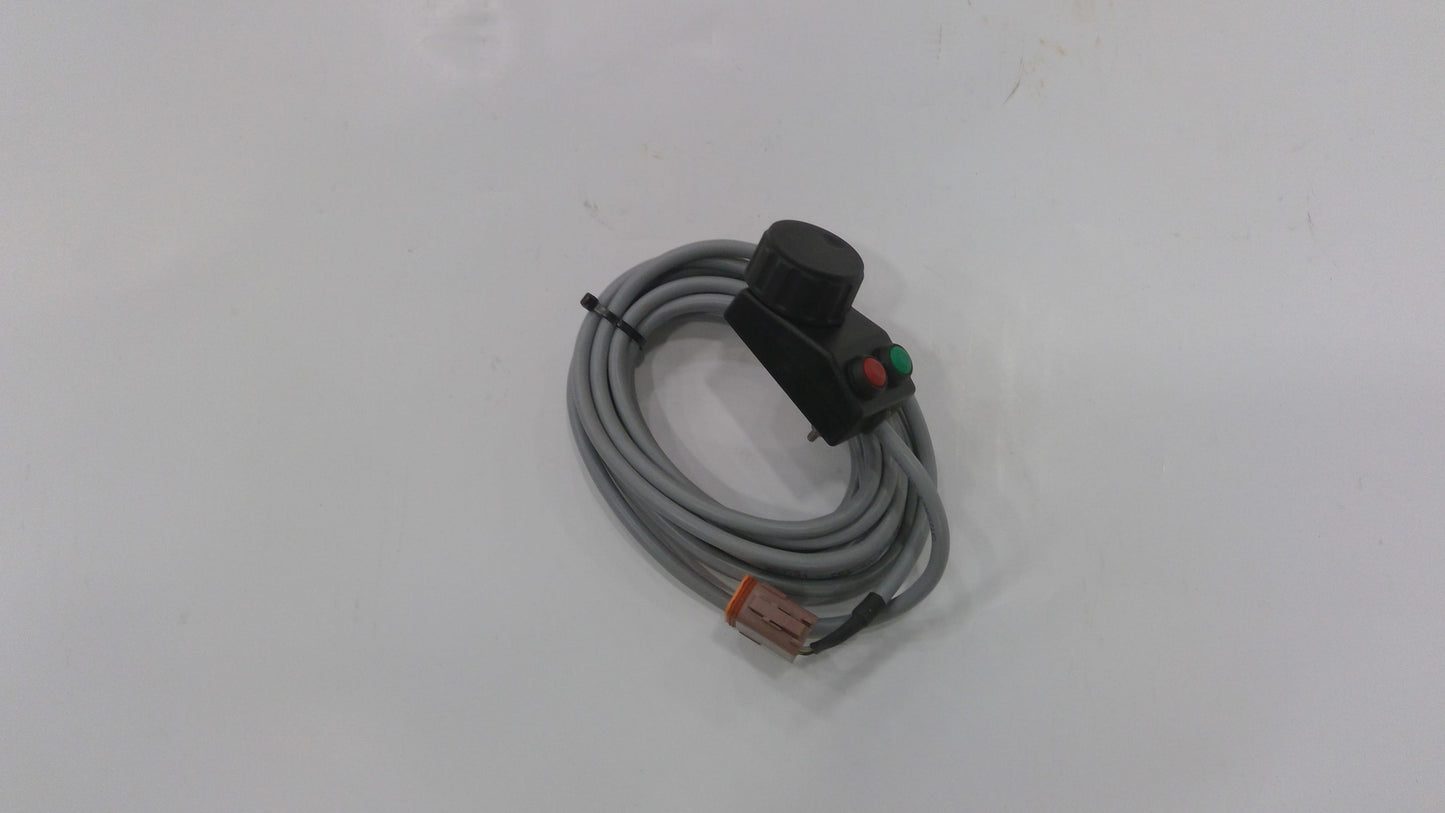 New OEM Genuine John Deere Adjuster, Part # F604497