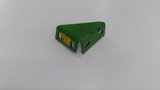 New OEM Genuine John Deere Bracket, Part # H129114
