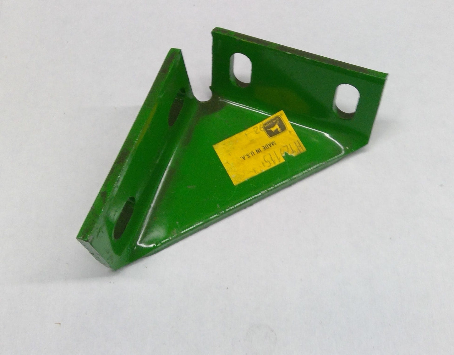 New OEM Genuine John Deere Bracket, Part # H129115