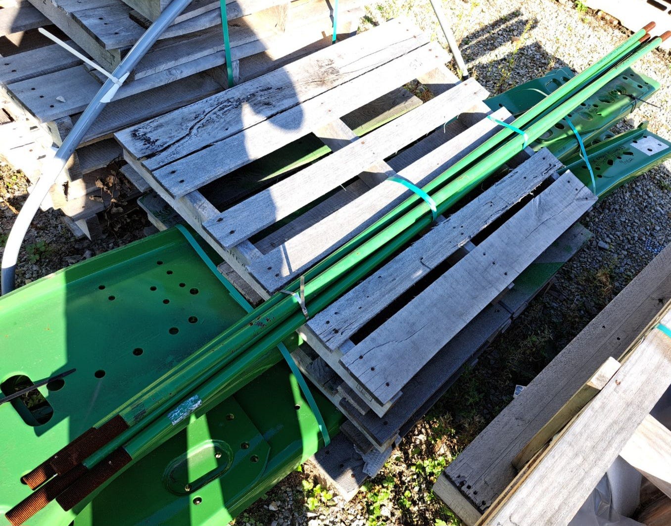 New OEM Genuine John Deere Rod, Part # H133634