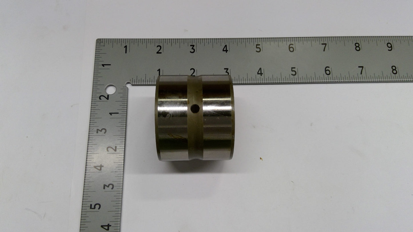 New OEM Genuine John Deere Bushing, Part # H145630
