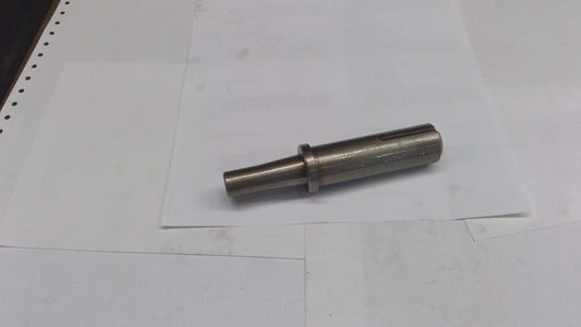 New OEM Genuine John Deere Shaft, Part # M135262