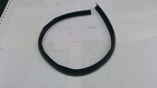 New OEM Genuine John Deere Molding, Part # M143381