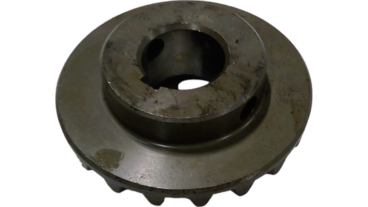 New OEM Genuine John Deere Gear, Part # M48902