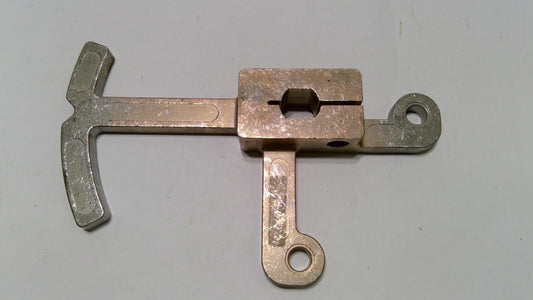 New OEM Genuine John Deere Lever Control, Part # M70925