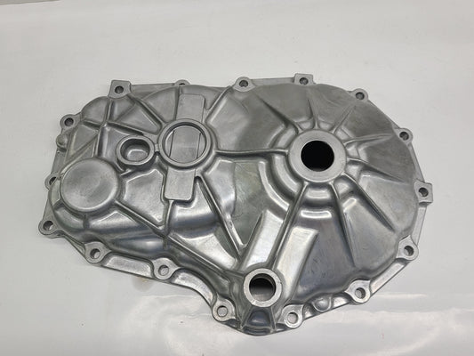 New OEM Genuine John Deere Housing Rh Transaxle, Part # M806837