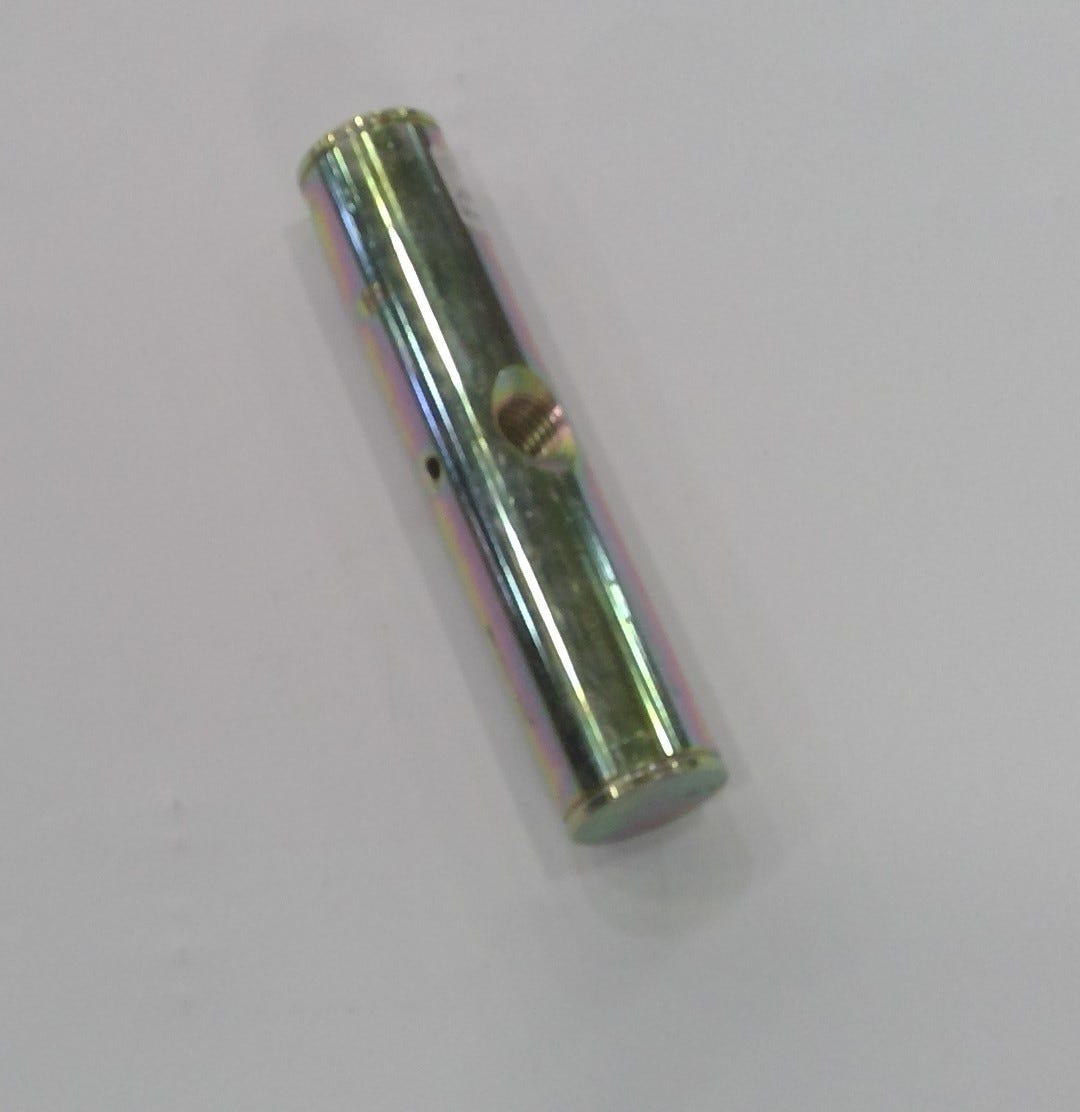 New OEM Genuine John Deere Swivel, Part # N187954