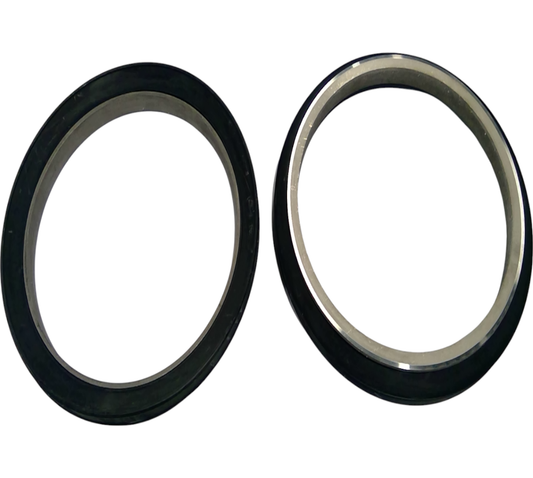 New OEM Genuine John Deere Seal, Part # P996332