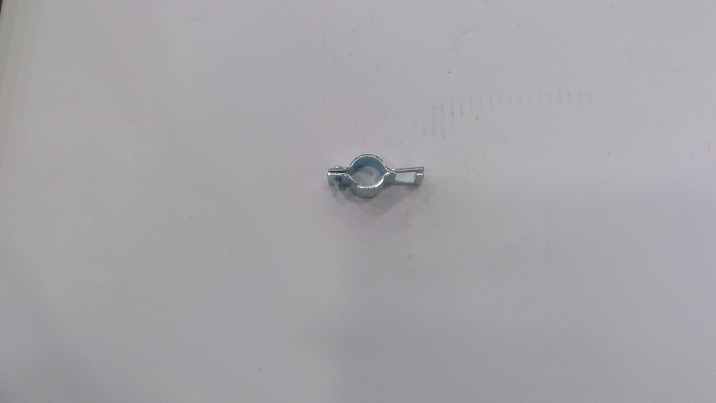 New OEM Genuine John Deere 2 Pk Clamp Boom 3/4" Ro, Part # PM003