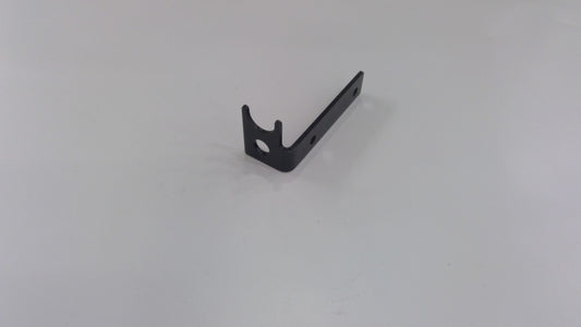 New OEM Genuine John Deere Bracket, Part # R121738