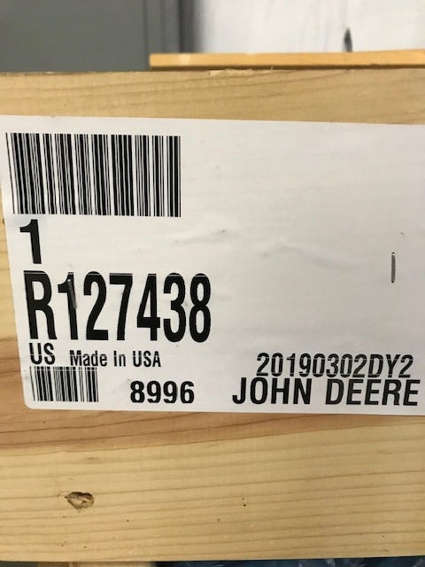 New OEM Genuine John Deere Case, Part # R127438