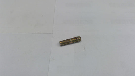 New OEM Genuine John Deere Stud, Part # R136100