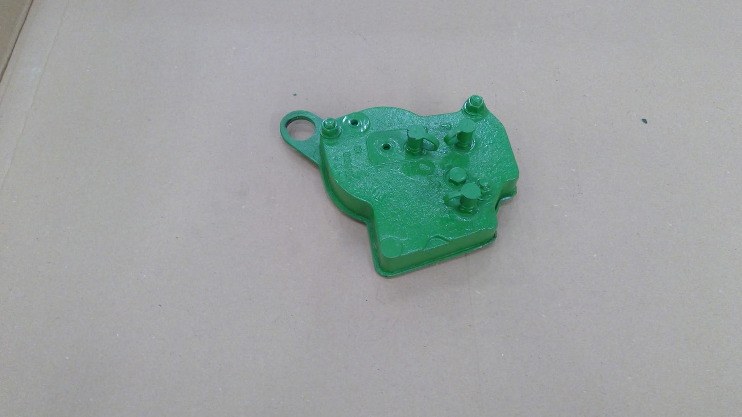 New OEM Genuine John Deere Housing, Part # R158116