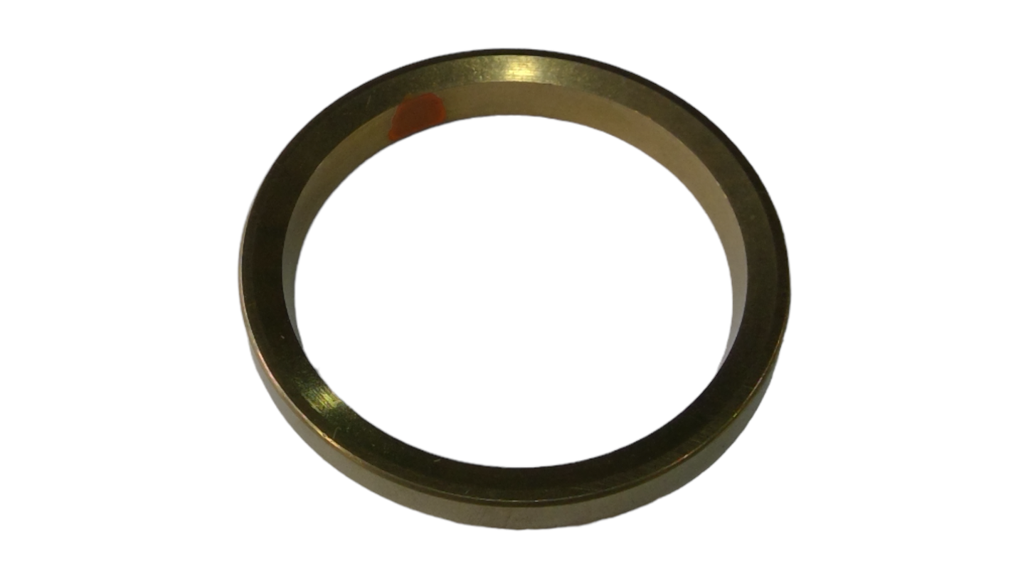 New OEM Genuine John Deere Valve Seat Insert, Part # R63078