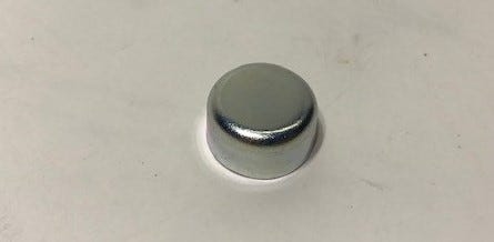 New OEM Genuine John Deere Plug, Part # R73365