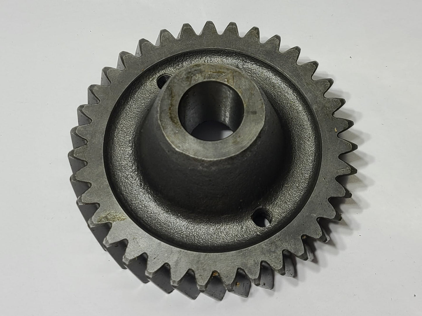 New OEM Genuine John Deere Gear, Part # R90821