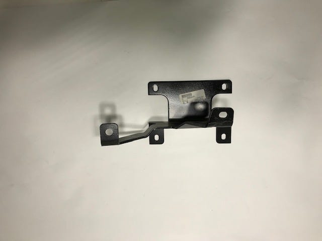 New OEM Genuine John Deere Bracket, Part # R95040