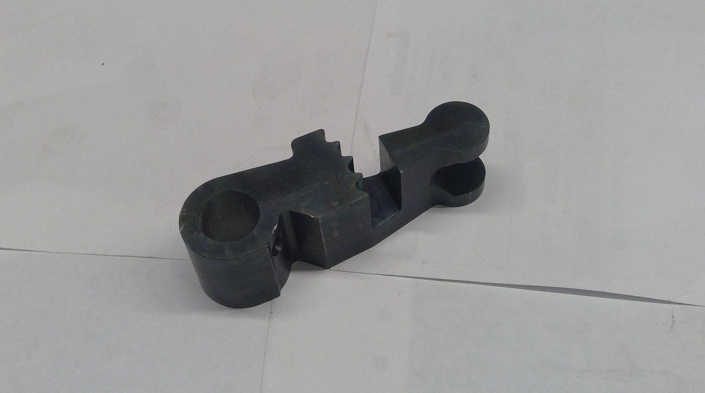 New OEM Genuine John Deere Lever, Part # R95497