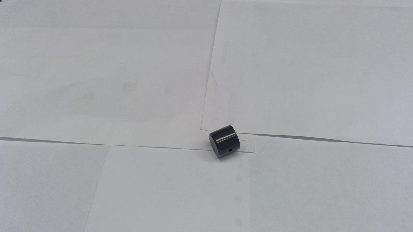 New OEM Genuine John Deere Valve, Part # R96547