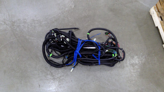 New OEM Genuine John Deere Wiring Harness, Part # RE161452