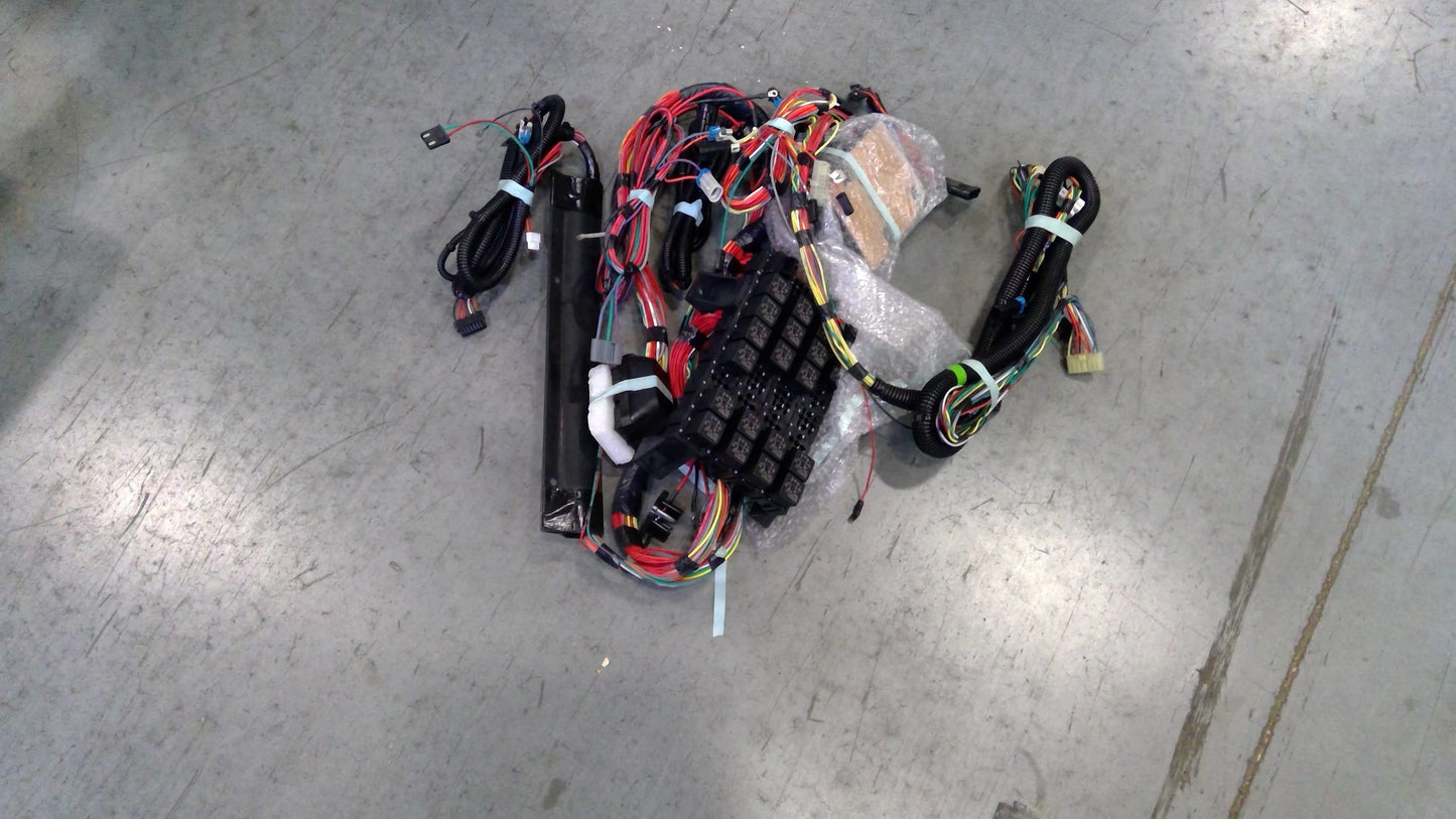 New OEM Genuine John Deere Cab Wiring Harness, Part # RE165910