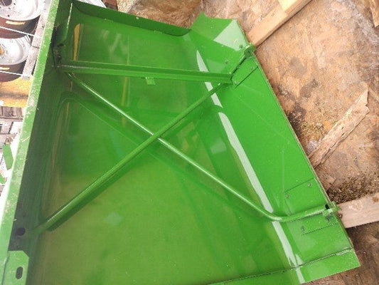 New OEM Genuine John Deere Hood, Part # RE47351