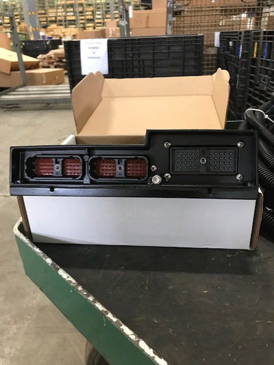 New OEM Genuine John Deere Transmission Controller, Part # RE565901