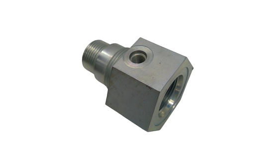 New OEM Genuine John Deere Fitting, Part # TCU22213