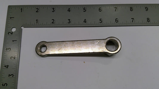 New OEM Genuine John Deere Lever, Part # YZ80565