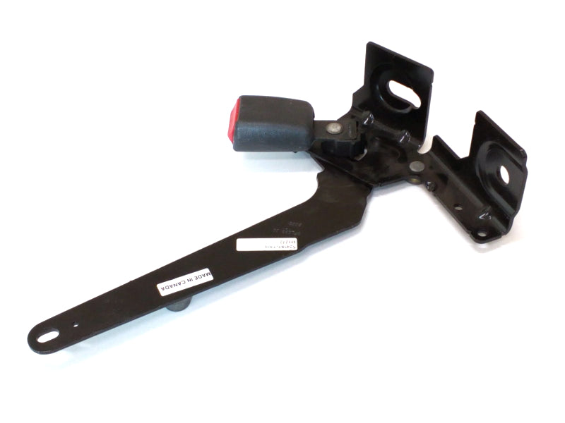 New OEM 2002-2004 Chevrolet Blazer Rear Seat Belt-Center Middle Left, Part # 12474754