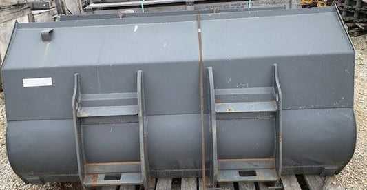 New OEM Genuine CNHi, Bucket - Part # 2840254