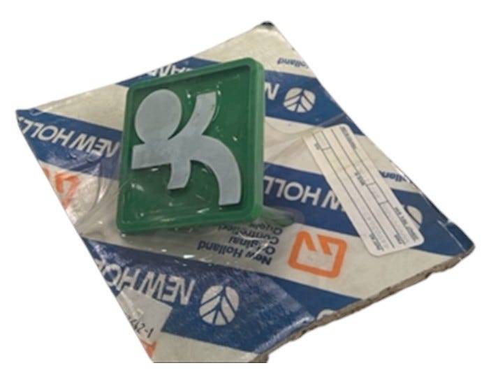 New OEM Genuine CNHi, Makers Bad - Part # 44903642