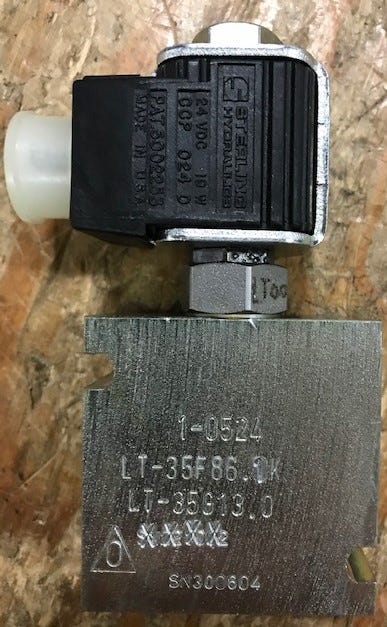 New OEM Genuine CNHi, Control Block - Part # 4530628