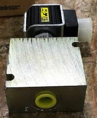 New OEM Genuine CNHi, Control Block - Part # 4530628