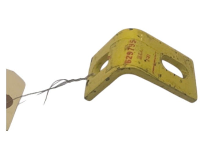 New OEM Genuine CNHi, Bracket - Part # 629795