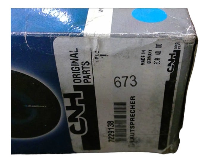 New OEM Genuine CNHi, Speaker - Part # 7229138