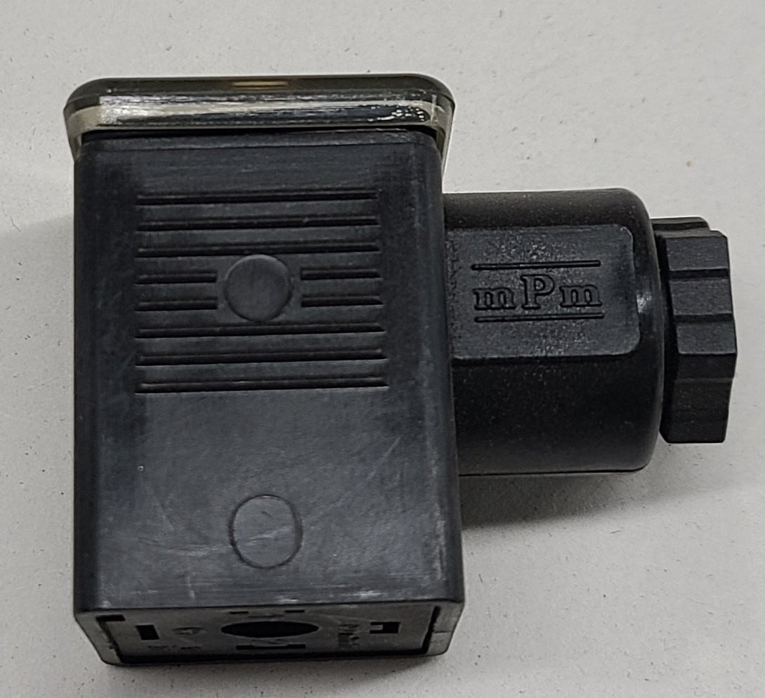 New OEM Genuine CNHi, Connector Elec - Part # 76593236