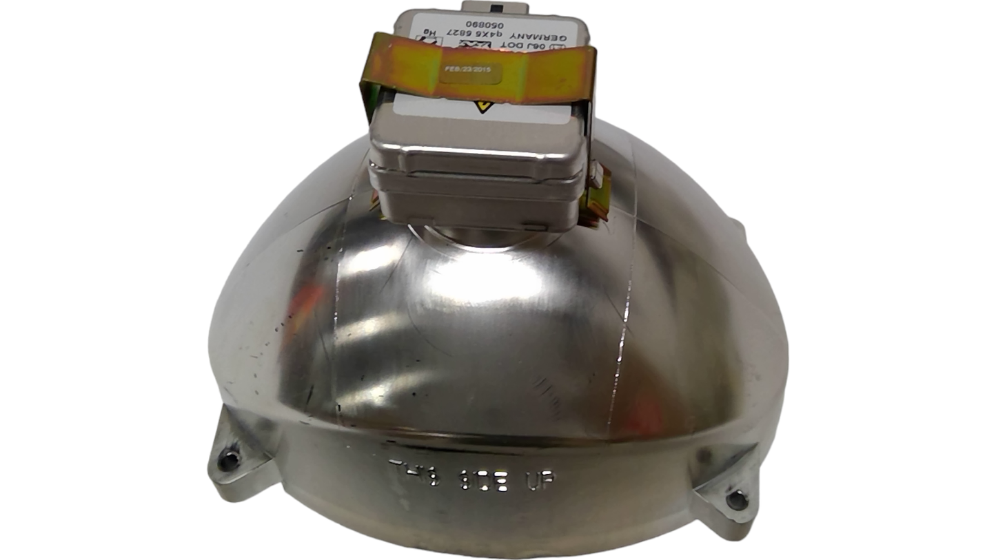 New OEM Genuine CNHi, Headlamp - Part # 84137822