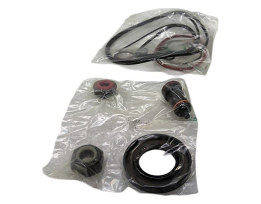 New OEM Genuine CNHi, Kit Seals - Part # 84373683