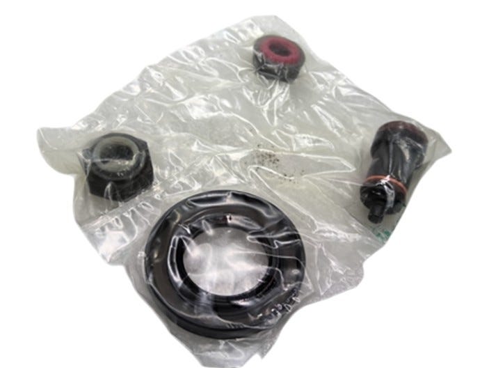 New OEM Genuine CNHi, Kit Seals - Part # 84373683