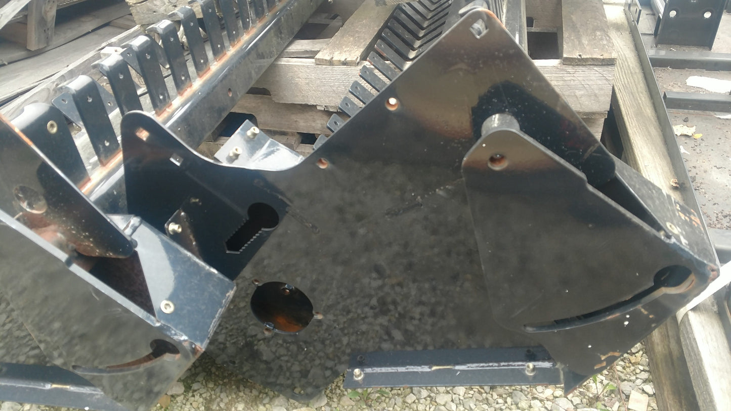 New OEM Genuine CNHi, Frame - Part # 87046110