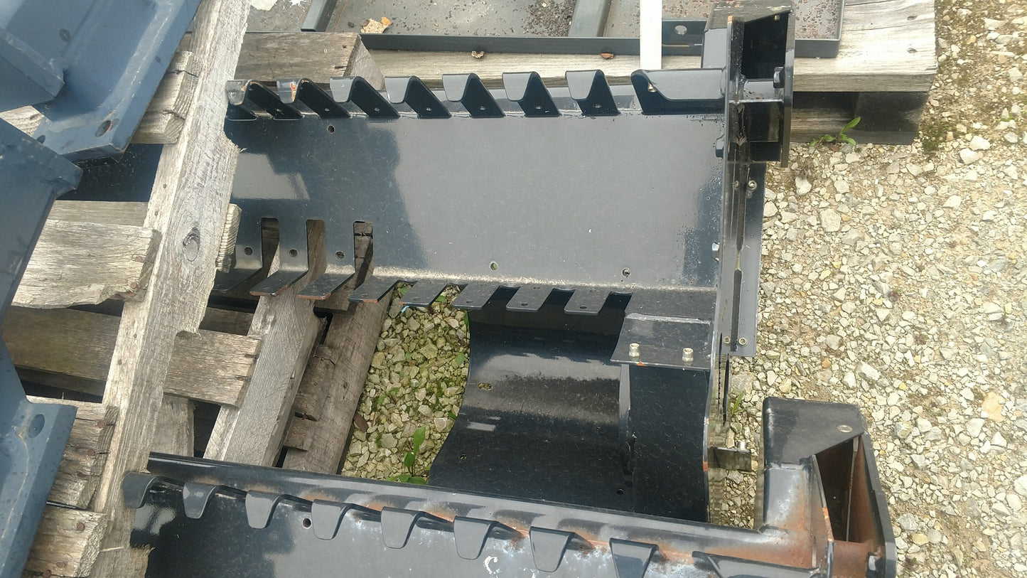 New OEM Genuine CNHi, Frame - Part # 87046110